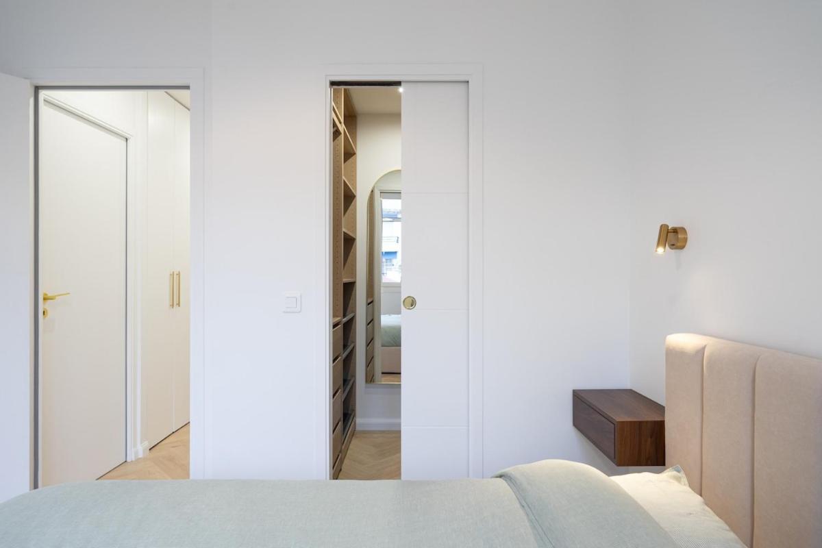 Apartment Beautiful 3 Rooms, Carre D 'or *